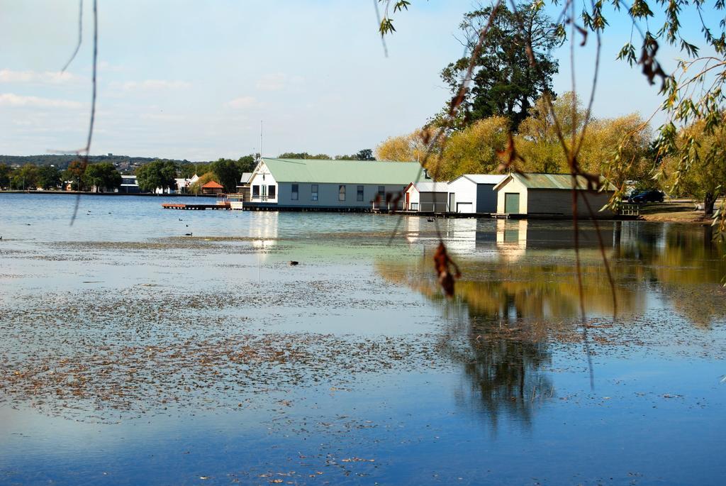 Lake Wendouree Luxury Apartments On Webster Ballarat Eksteriør bilde