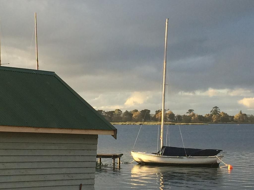 Lake Wendouree Luxury Apartments On Webster Ballarat Eksteriør bilde